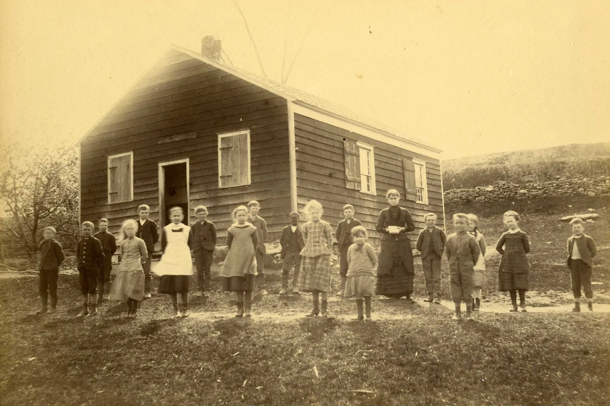 columbia-county-schoolhouse-children